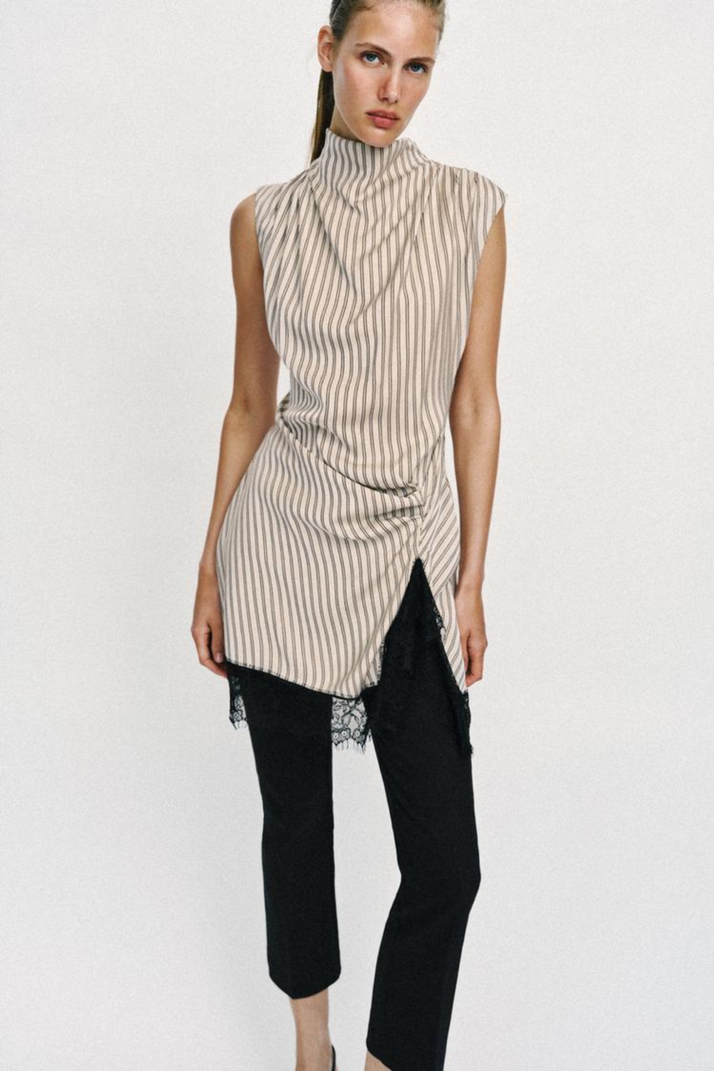 ZARA МИНИ-ПЛАТЬЕ В ПОЛОСКУ С КРУЖЕВОМ, РОЗОВЫЙ