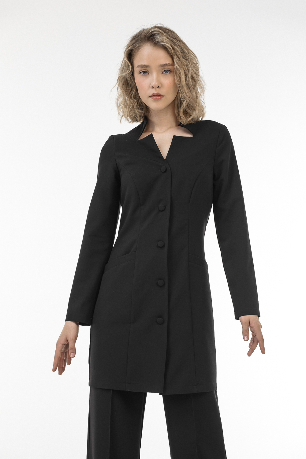 Халат Лили с фигурным вырезом