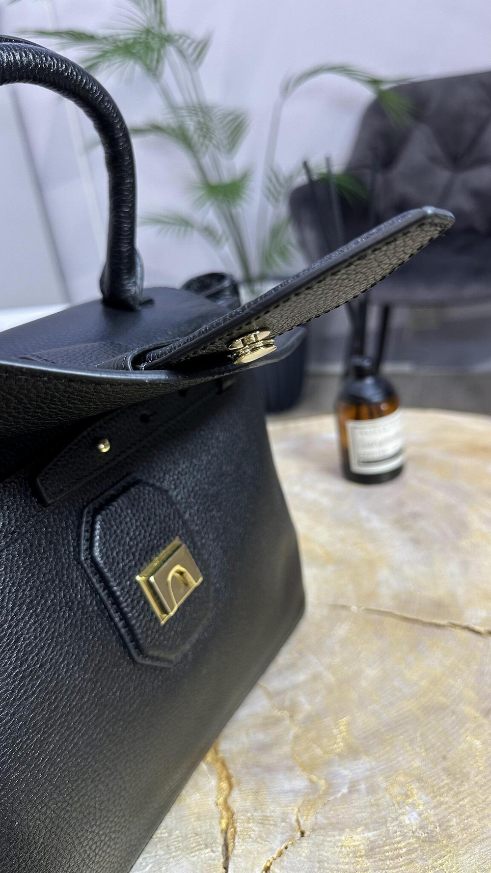 Тоут средний LUX