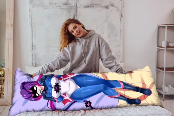 Дакимакура Чарли №3