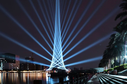 Вращающаяся голова SUPER 300 IP LASER