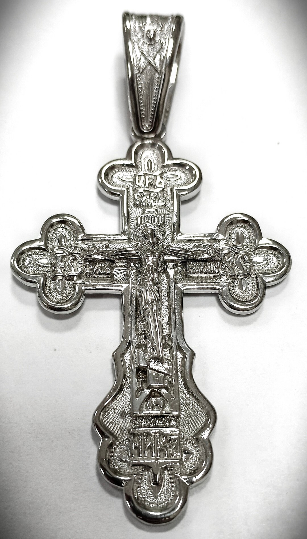 Крест ювелирный Эстерелла