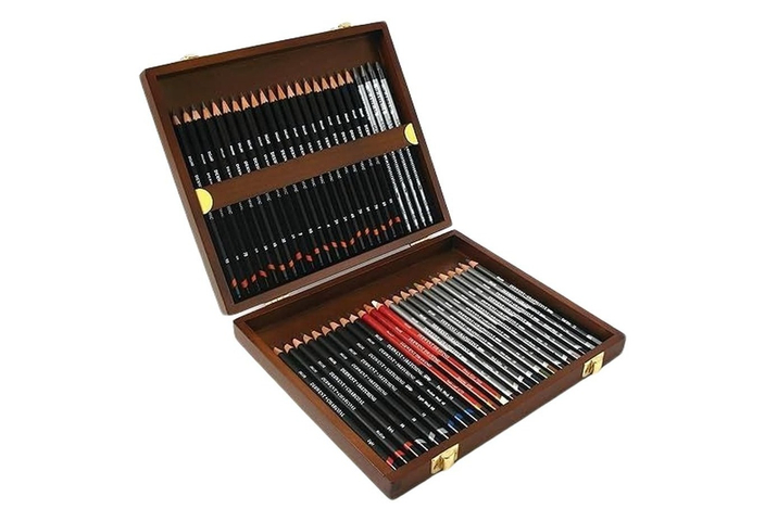 Набор карандашей Derwent Sketching 48 ш