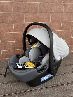 Детская коляска Roan Esso 2025 Кожа 3 в 1 с автокреслом Tutis Elo Lux EduSky Grey ESSK/214/1 Misti Mint/Grey/руч.Черный