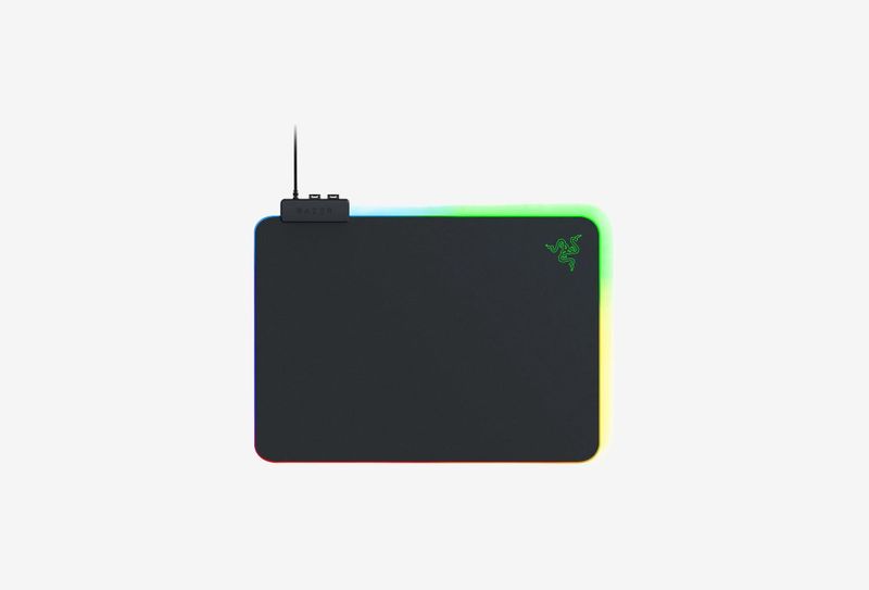 Коврик для мыши Razer большой Goliathus Chroma