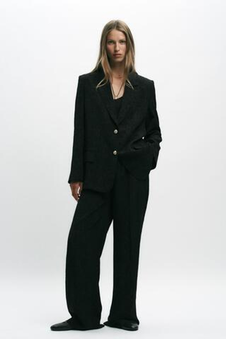 ZARA ЖАККАРДОВЫЙ БЛЕЙЗЕР С ПОДПЛЕЧНИКАМИ, ЧЕРНЫЙ