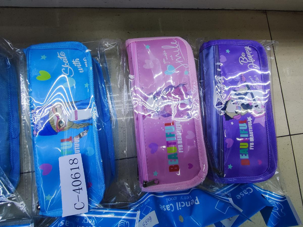 Пенал "Девочки" текстиль с карманом, 21,5*8,5*5см , инд.пакет с подвесом, 3 цвета микс, C-40618