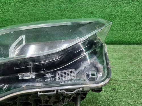 Битая Фара правая BMW X3 G01 (17-21) Adaptive LED