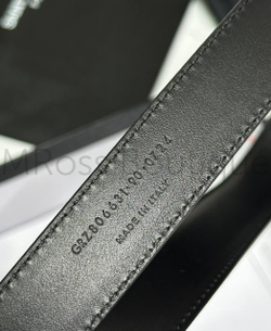 Женский ремень Yves Saint Laurent черный кожаный