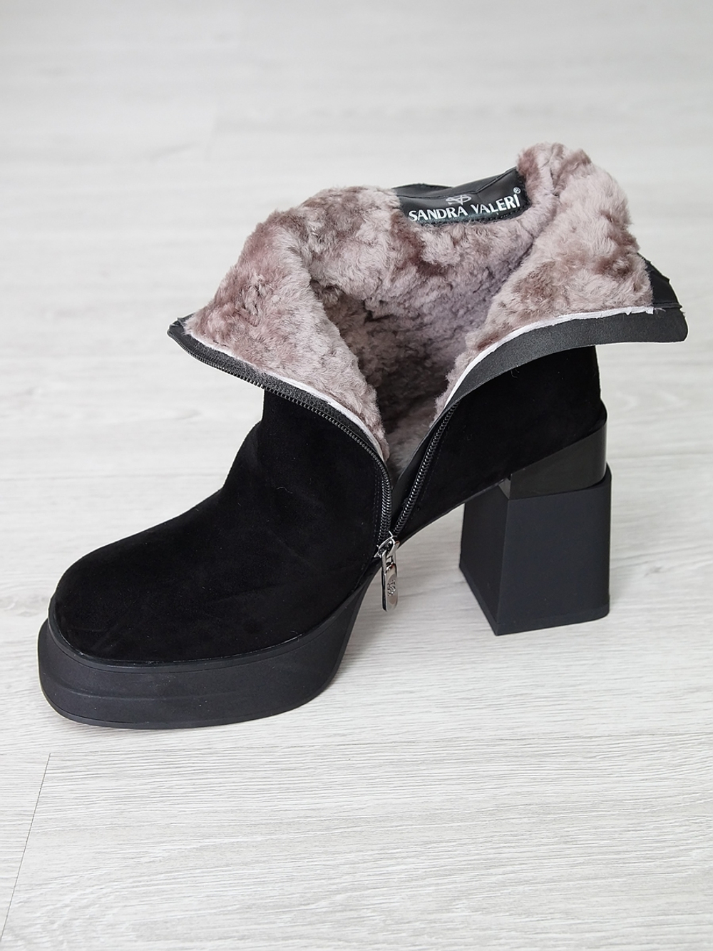 Полусапожки женские зимние