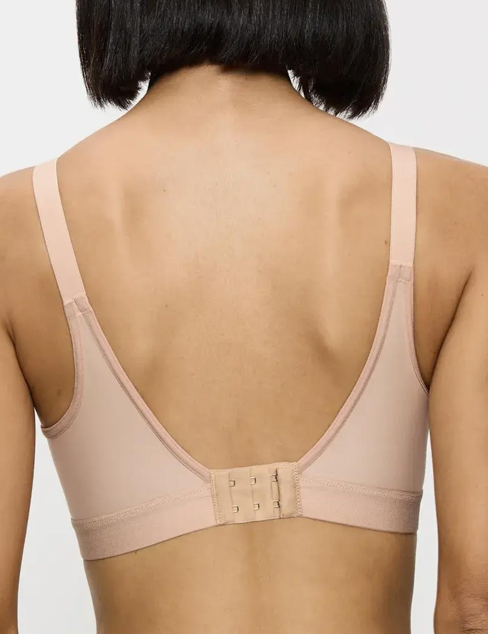 Бюстгальтер Triumph Triaction Wellness N