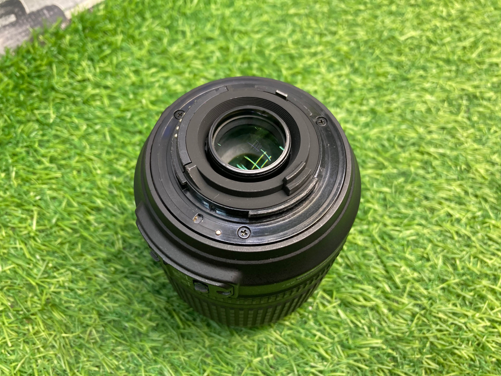 Nikon 18-105mm 3.5-5.6G AF-S ED DX VR Nikkor