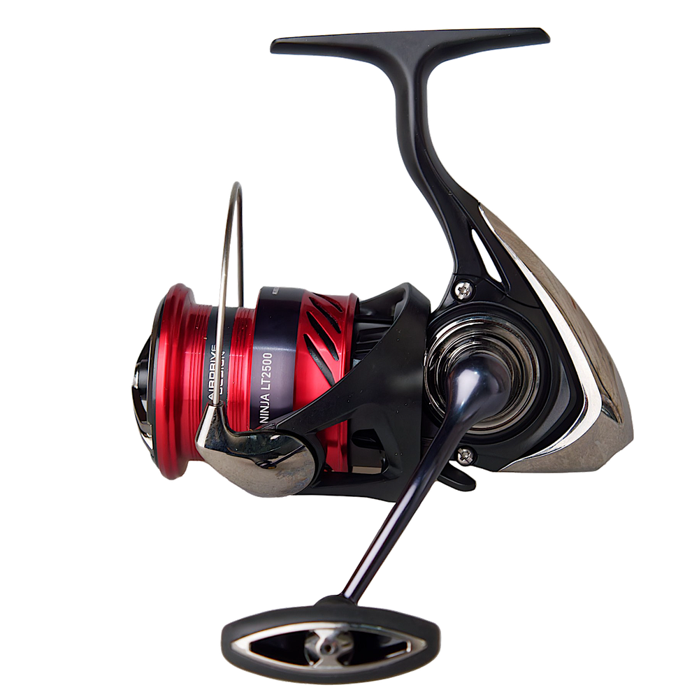 Катушка Daiwa 23 Ninja LT3000-CXH bb3+1 (6.2:1) max.10кг 240г (0.13/0.23/0.28мм-200/150/100м) 93см/об