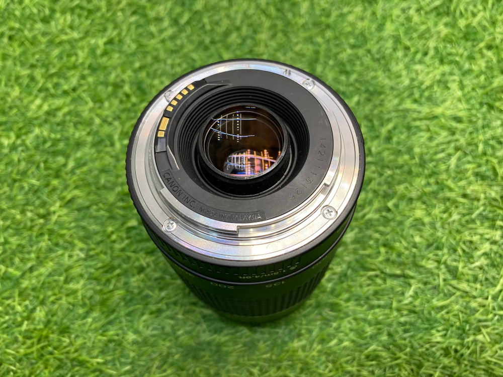 Canon EF 75-300mm 4-5.6 III