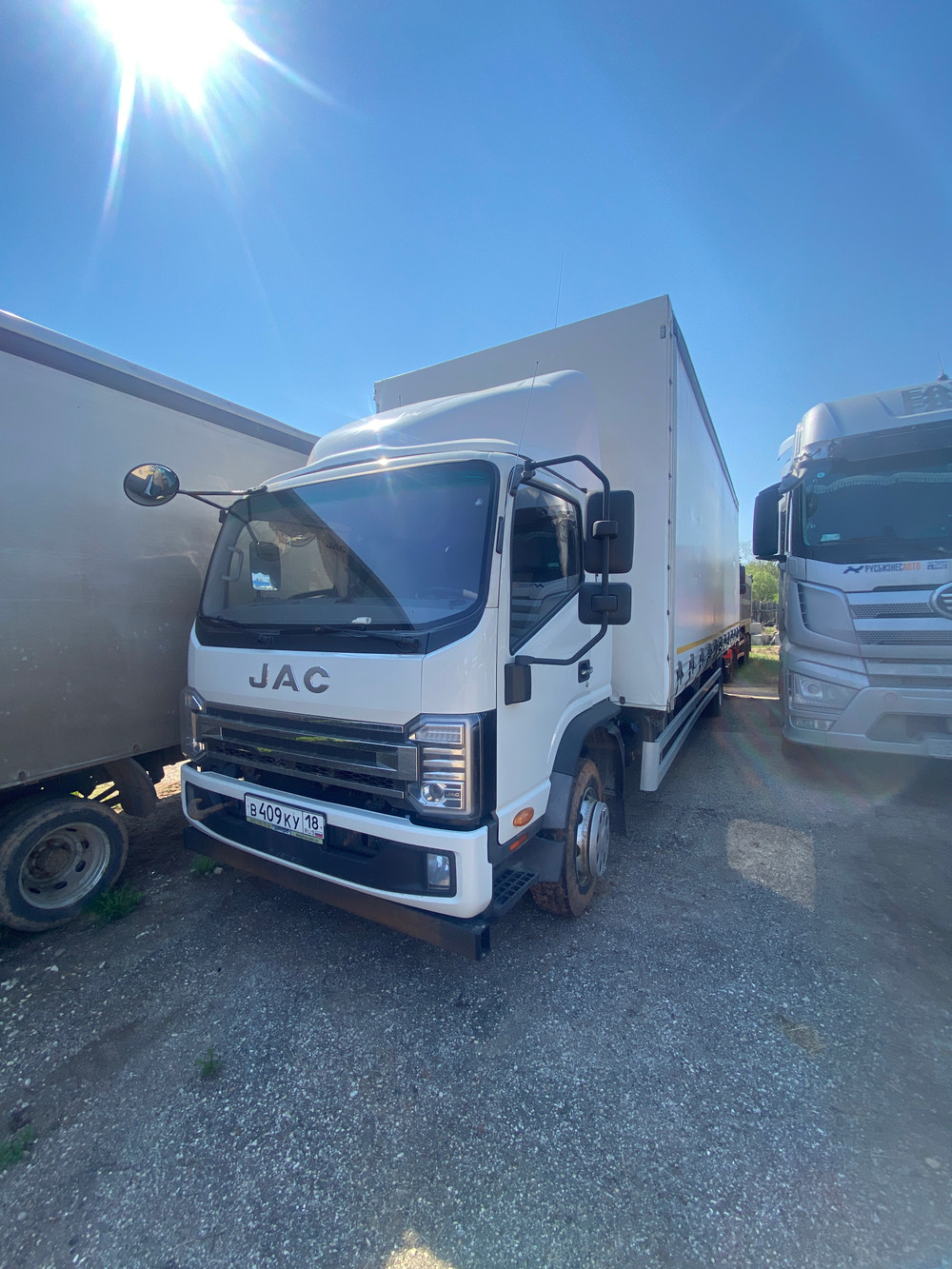 JAC N120 Бортовой (Евроборт) 2818G-41 (Евроборт, Дизельный, 4,5 л., 207 л.с., МТ)