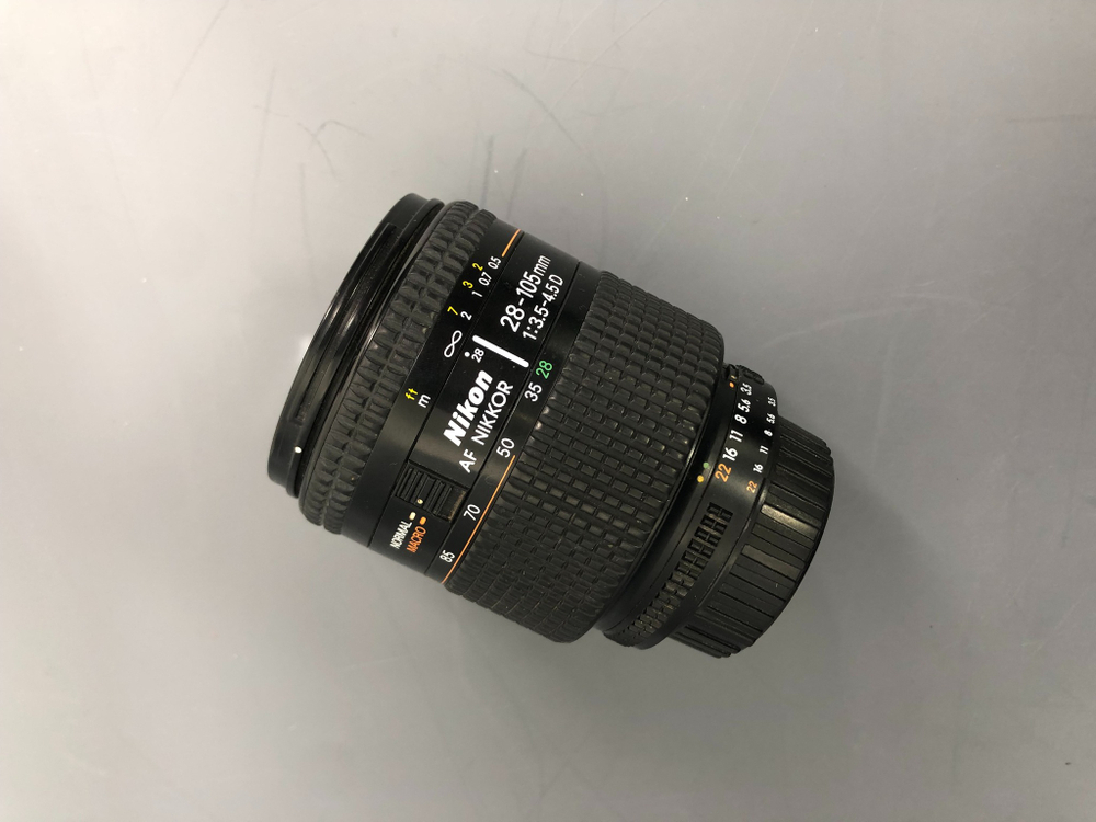 Nikon 28-105mm 3.5-4.5D AF Zoom-Nikkor