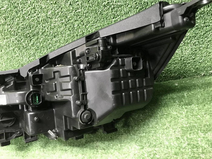Фара правая Kia Sorento 3 UM Prime (2017-2020) LED