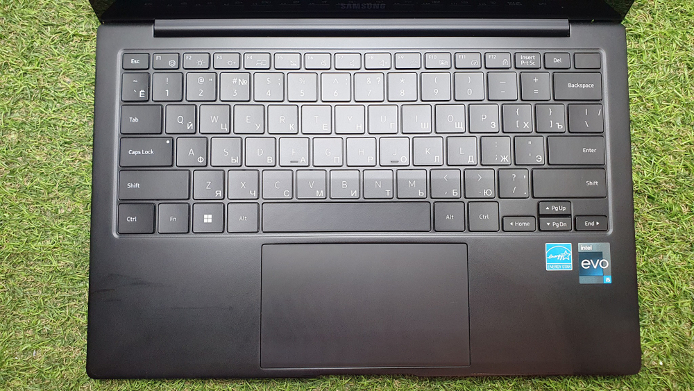 Ноутубук Samsung i5-12/8Gb/FHD/Galaxy Book 2 Pro NP930 NP930XED-KA2HK/Windows 11