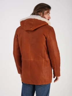 Дубленка зимняя натуральная с капюшоном