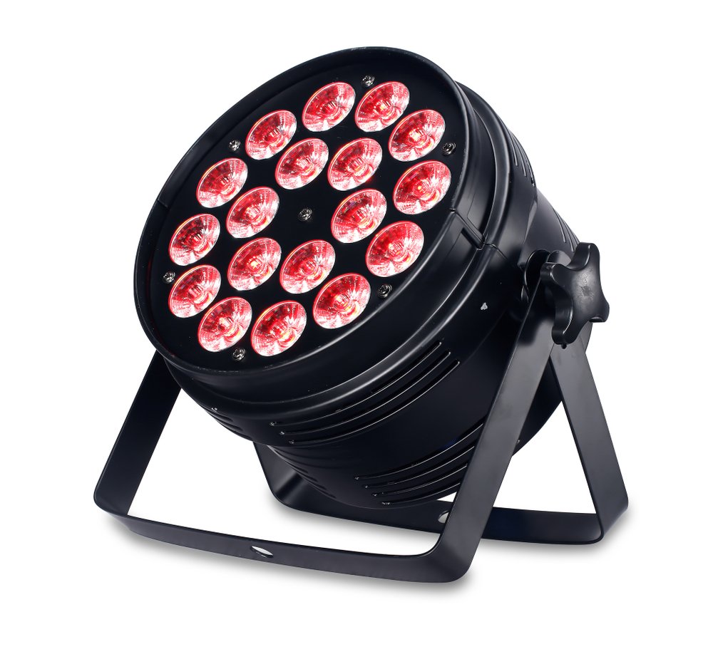 Par 1815 — Светодиодный прожектор 270 Вт 18×15 Вт RGBW (DMX/RDM)