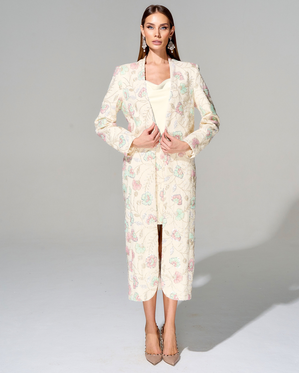 Кардиган из премиальной джинсовой ткани с вышивкой