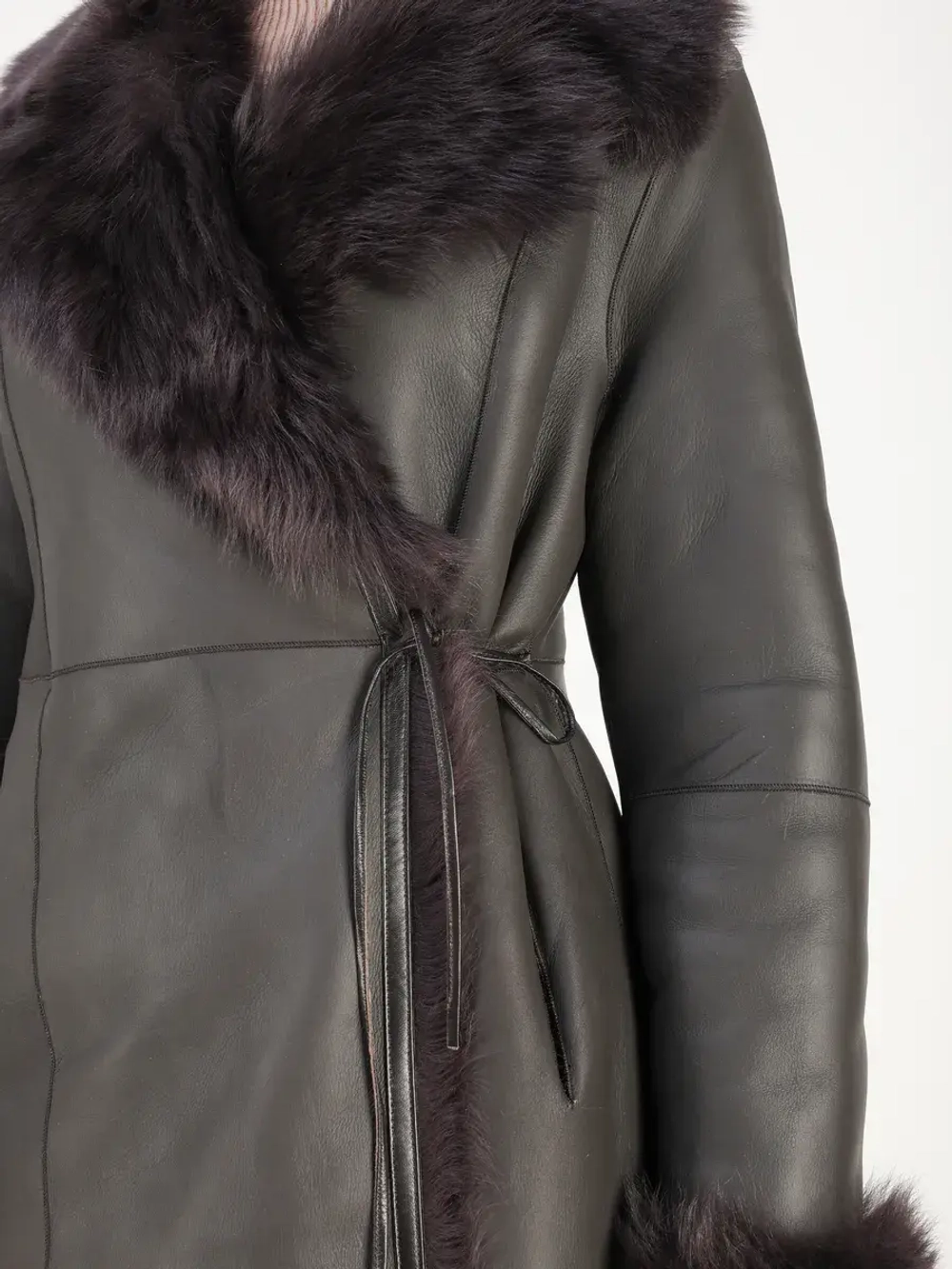 Дубленка зимняя натуральная длинная и теплая