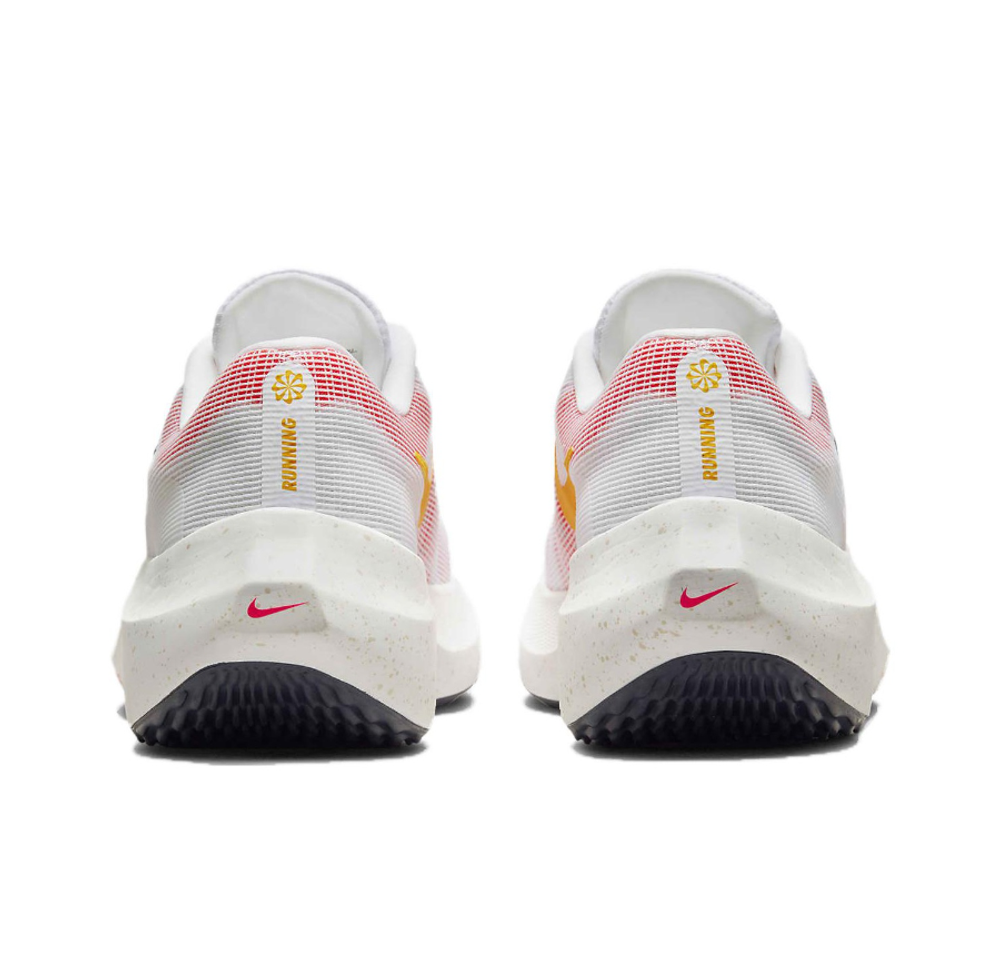 Nike zoom fly flyknit 45 sales
