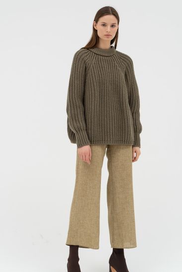 Джемпер Funky Цвет светлый хаки. 50% шерсть мериноса.