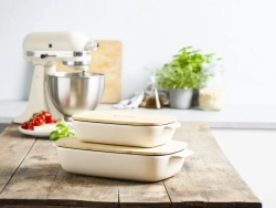 KitchenAid Керамическое блюдо 40x25x8,8 см + крышка миндальный крем