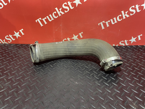 Патрубок системы охлаждения