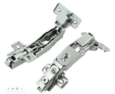 Петля +155 накладная Clip с нулевым вхождением с доводчиком в упаковке (с ответной планкой) AQ