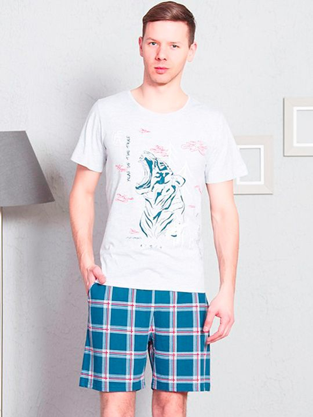 Трикотажный комплект с шортами в клетку (Размер: S) (Цвет: серый с голубым)