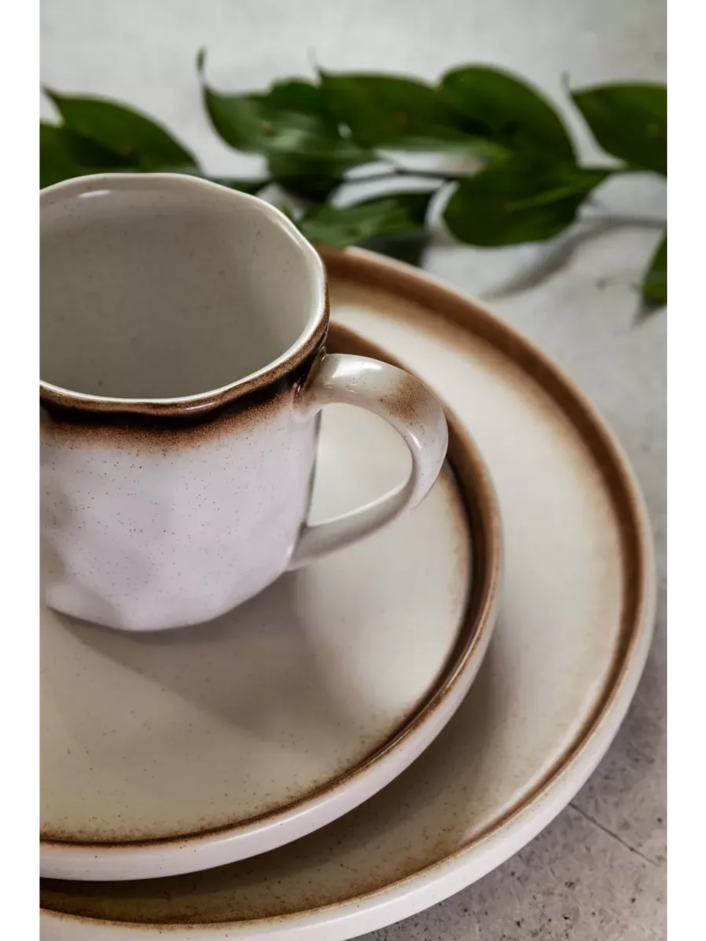 Набор посуды столовой: кружка, тарелка 26,3 см. Белый песок