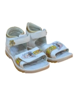 Сандалии для девочки в сад.