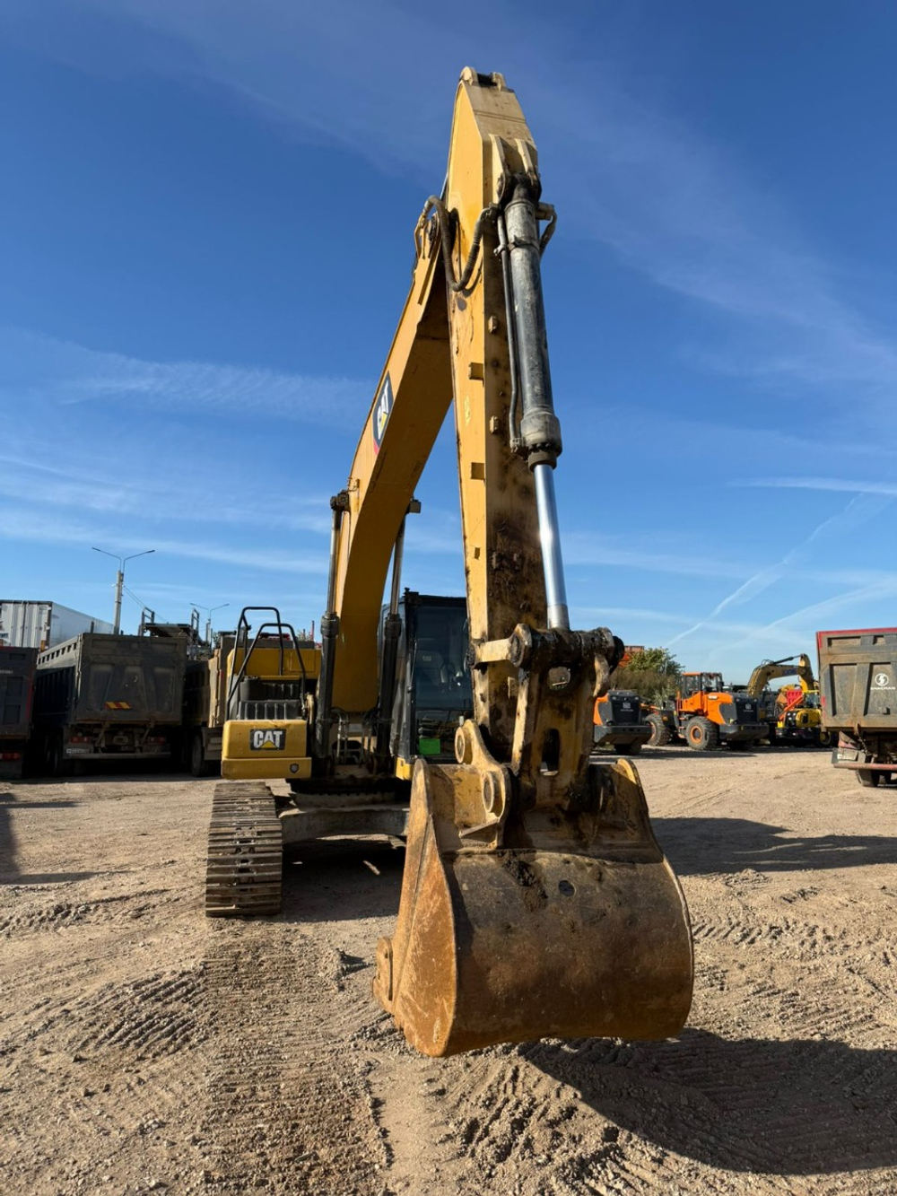 Caterpillar 320 Экскаватор 320GC (Дизельный, 4,4 л, 147 л.с., АТ)