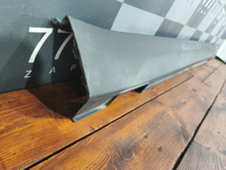 Накладка порога правого Kia Seltos 19-22 Б/У Оригинал 87754q5000