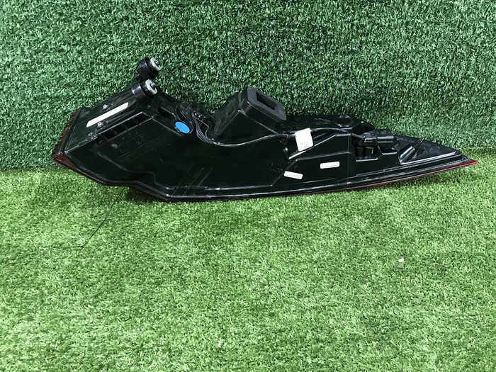 Фонарь левый внешний Jaguar I-PACE (2018-н.в.)