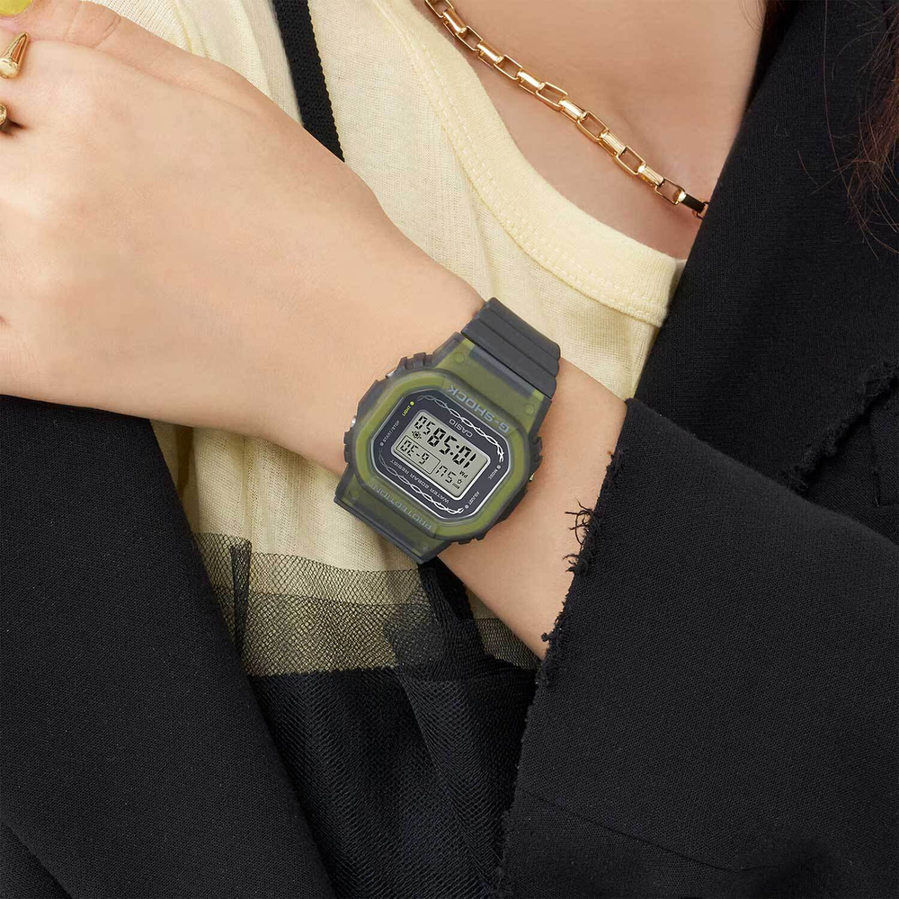 Женские наручные часы Casio G-Shock GMD-S5610RS-8