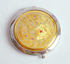 Зеркало "Украшенное" №3