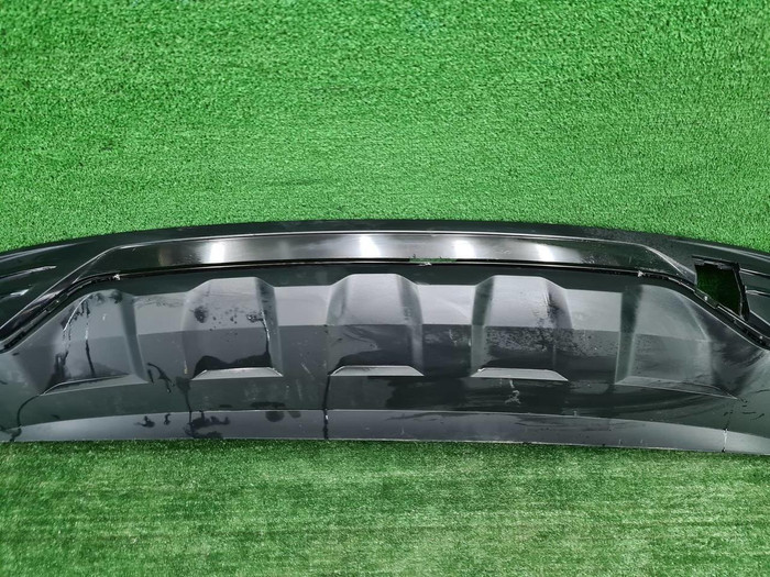 Юбка заднего бампера Geely Monjaro (2021-н.в.)