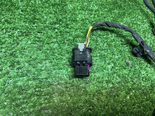 Проводка заднего бампера VW Touareg 3 (2018-н.в.)