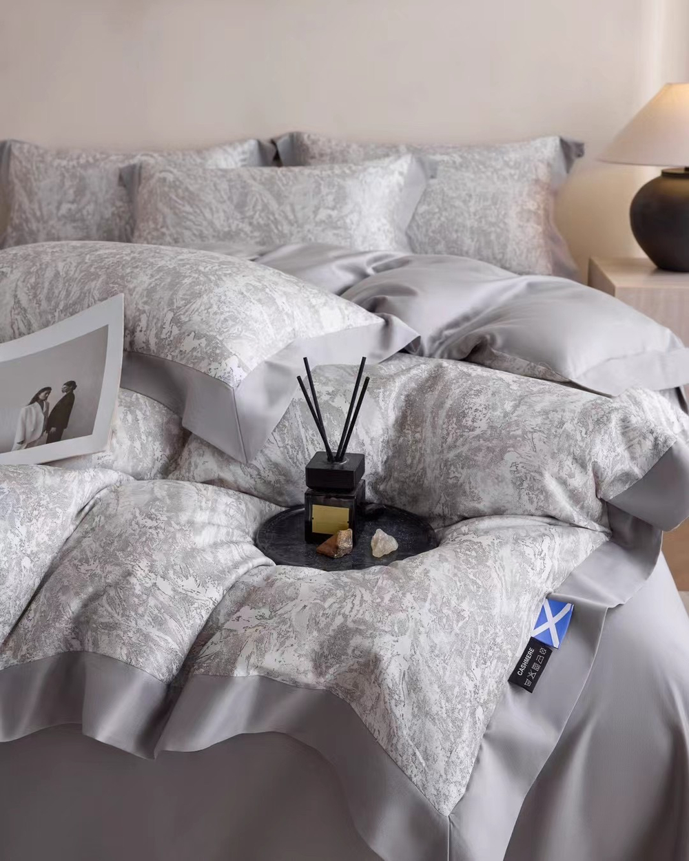 Постельное белье с добавлением кашемира c одеялом Silver Stone