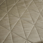 Велюровое покрывало в клетку с наволочками OVL031