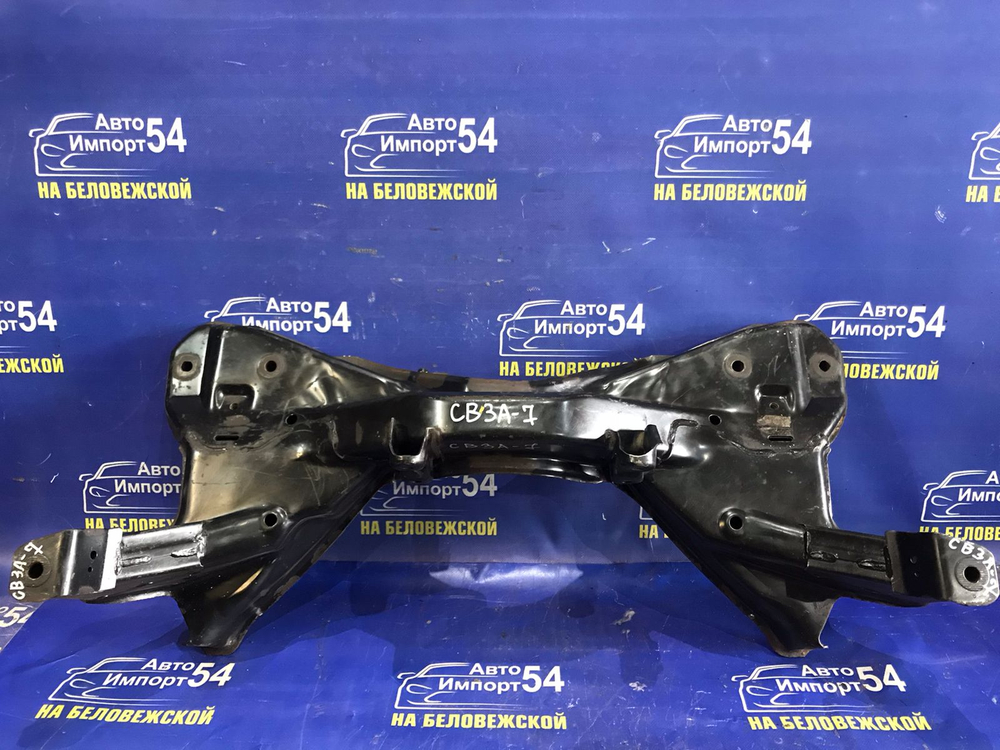 Балка передняя поперечная MITSUBISHI MIRAGE 1992