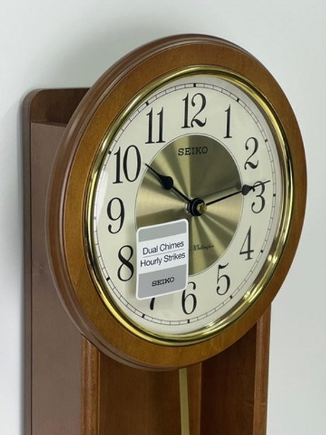 Настенные часы Seiko QXH073BN
