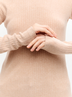 Карамельная водолазка в рубчик