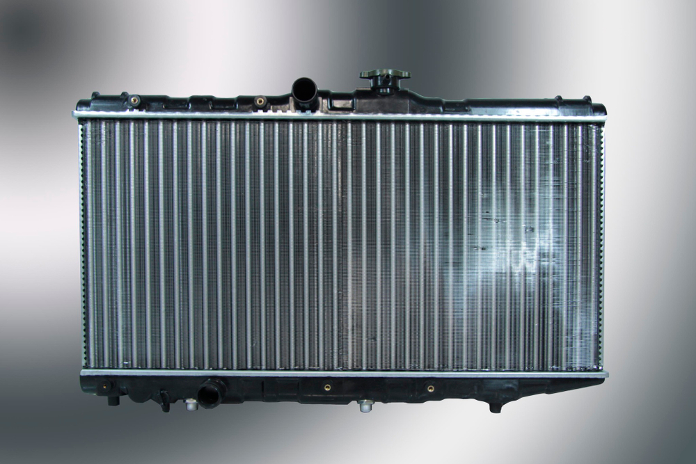 Радиатор охлаждения Toyota Carina 2 AT170