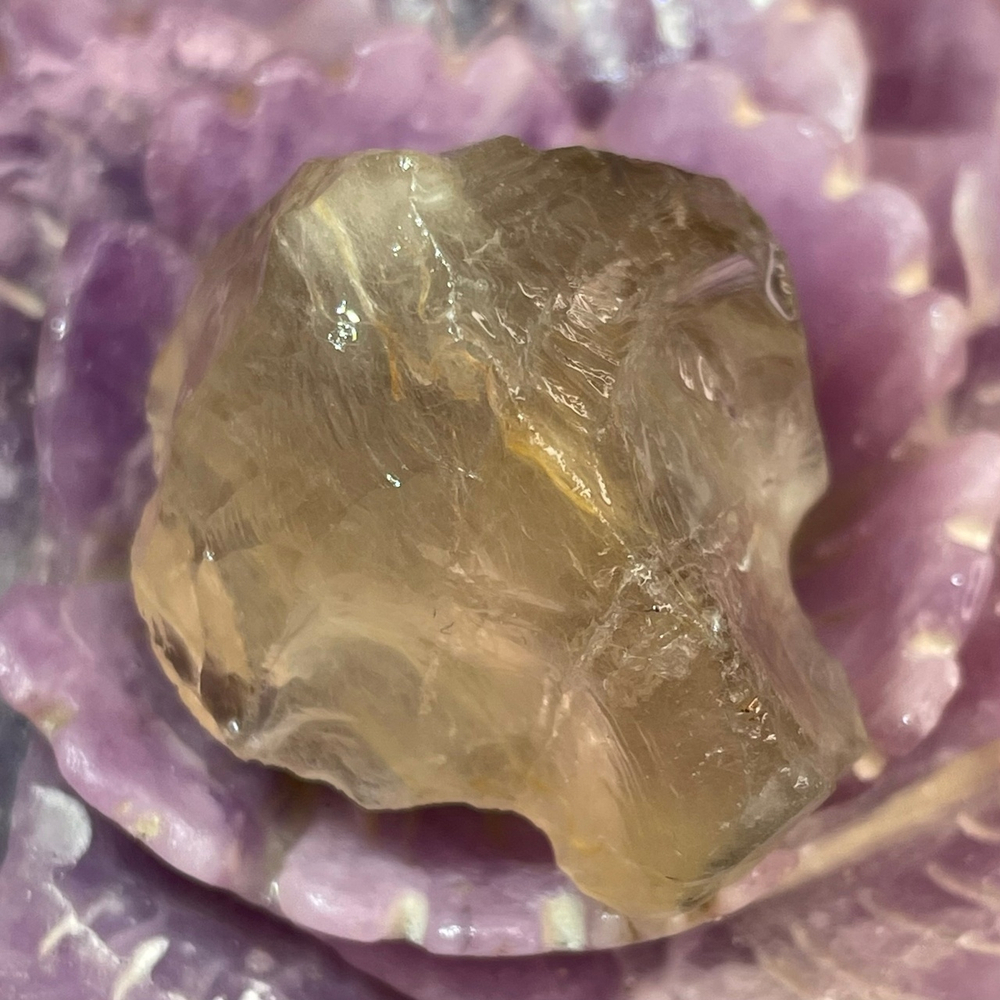 36715 Раухтопаз необработанный 34мм