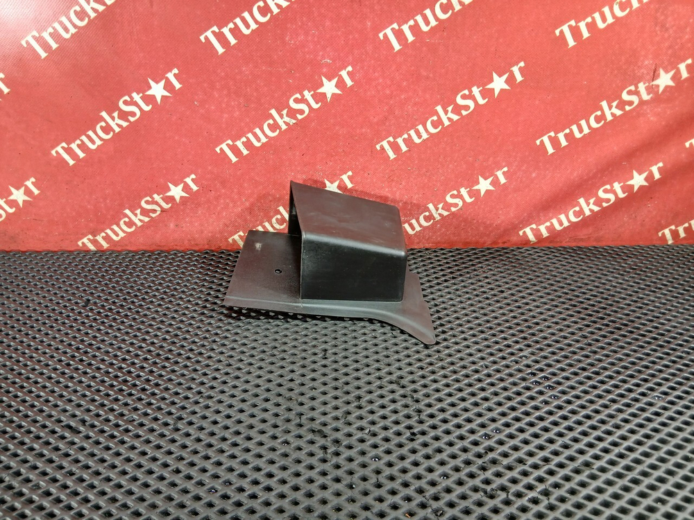 Ящик вещевой правый 2023г.