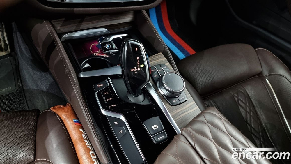 BMW 5 Series (G30) 520d M Sports Plus (11.2019)